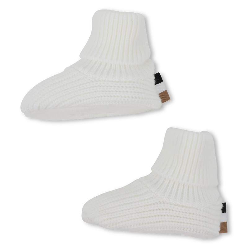 Conjunto de chapéu e botas BOSS 
                    UNISEX