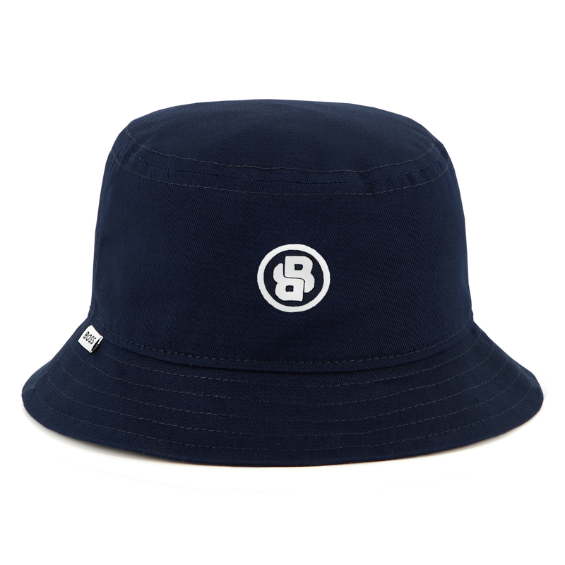 Chap&eacute;u tipo bob bordado BOSS 
                        BOY