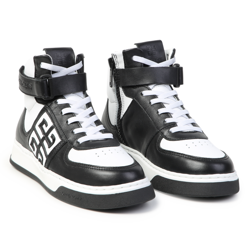 Sapatilhas pele com atacadores GIVENCHY 
                    BOY