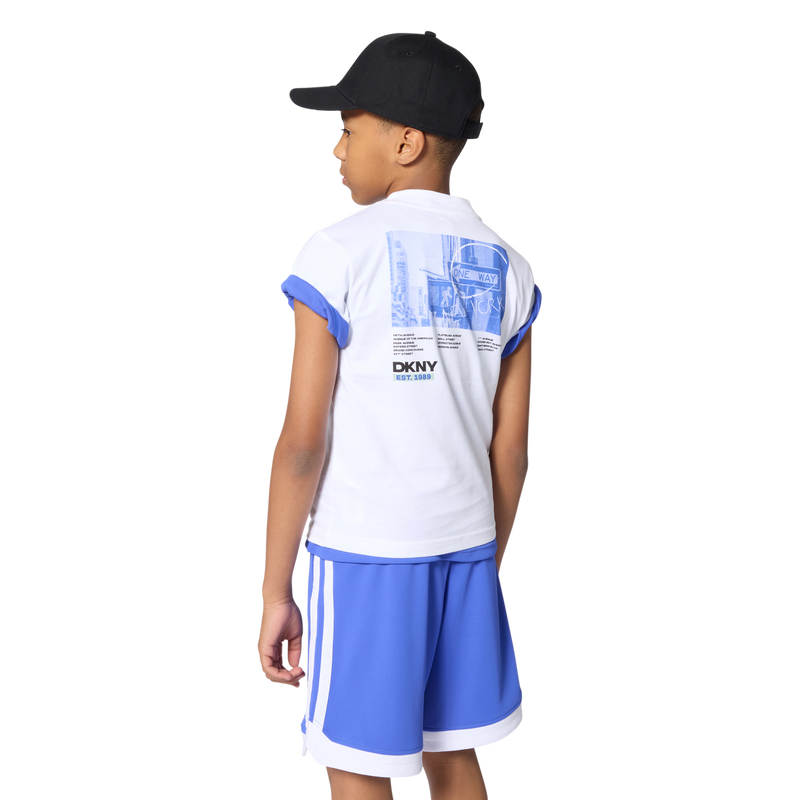 T-SHIRT DE MANGA CURTA DKNY 
                        UNISEX