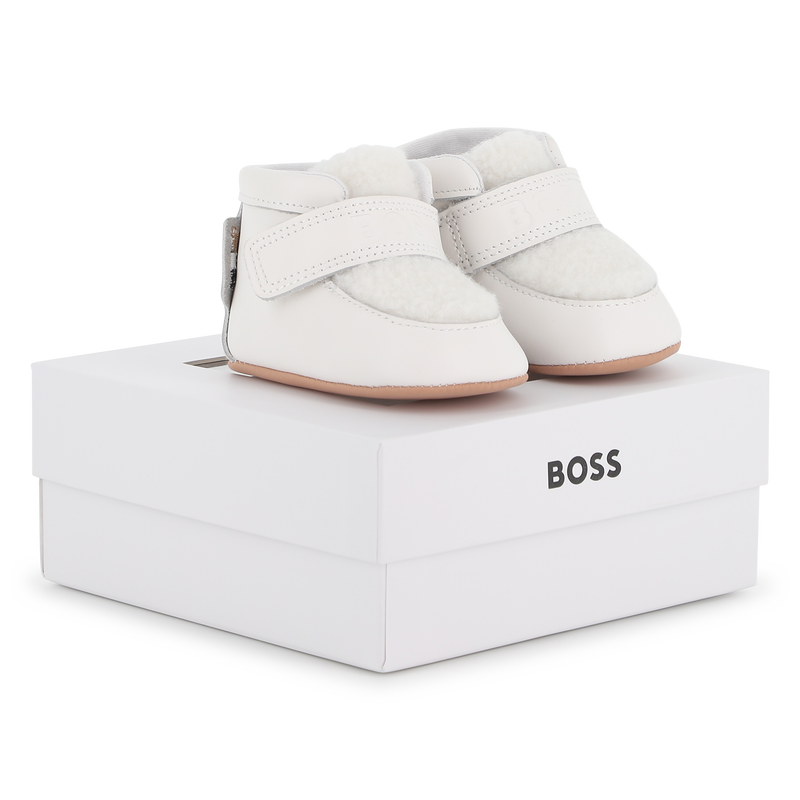 Pantufas BOSS 
                        BOY