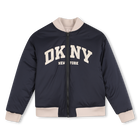 Jaqueta revers&iacute;vel DKNY 
                    BOY