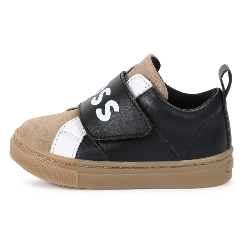 Sapatilhas em pele com velcro BOSS 
                        BOY