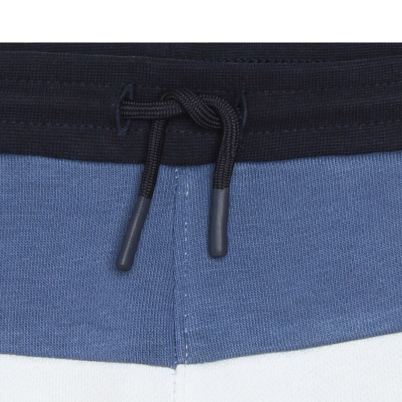 Bermudas em moletão BOSS 
                    BOY
