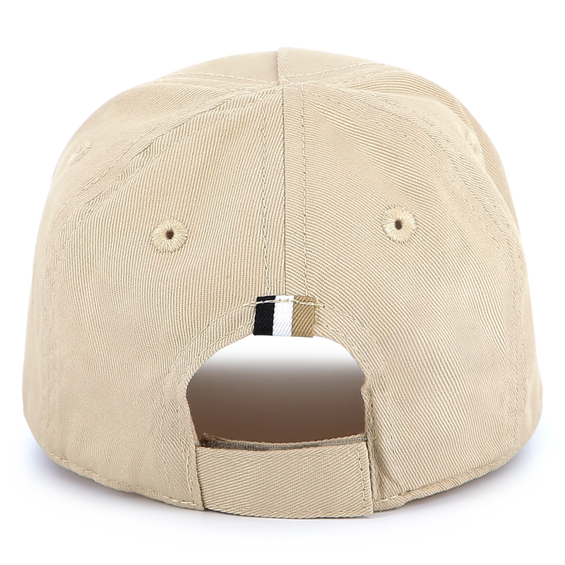 Bon&eacute; de algod&atilde;o com velcro BOSS 
                        BOY