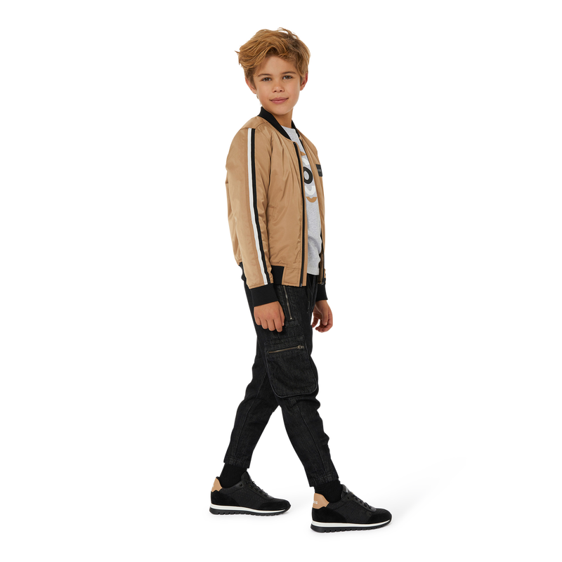 T-SHIRT MANGAS CURTAS BOSS 
                    BOY