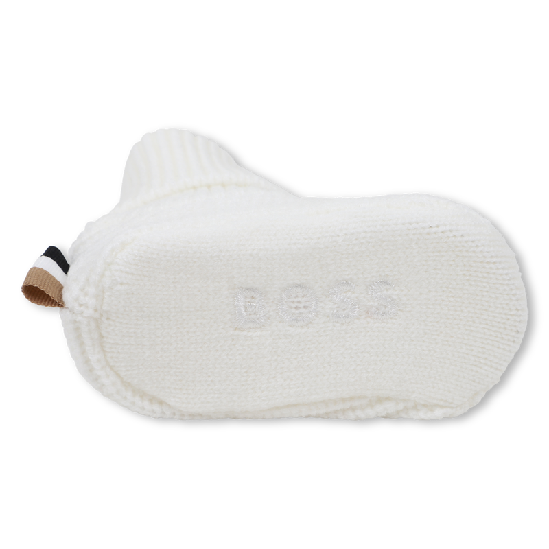 Conjunto de chap&eacute;u e botas BOSS 
                        UNISEX