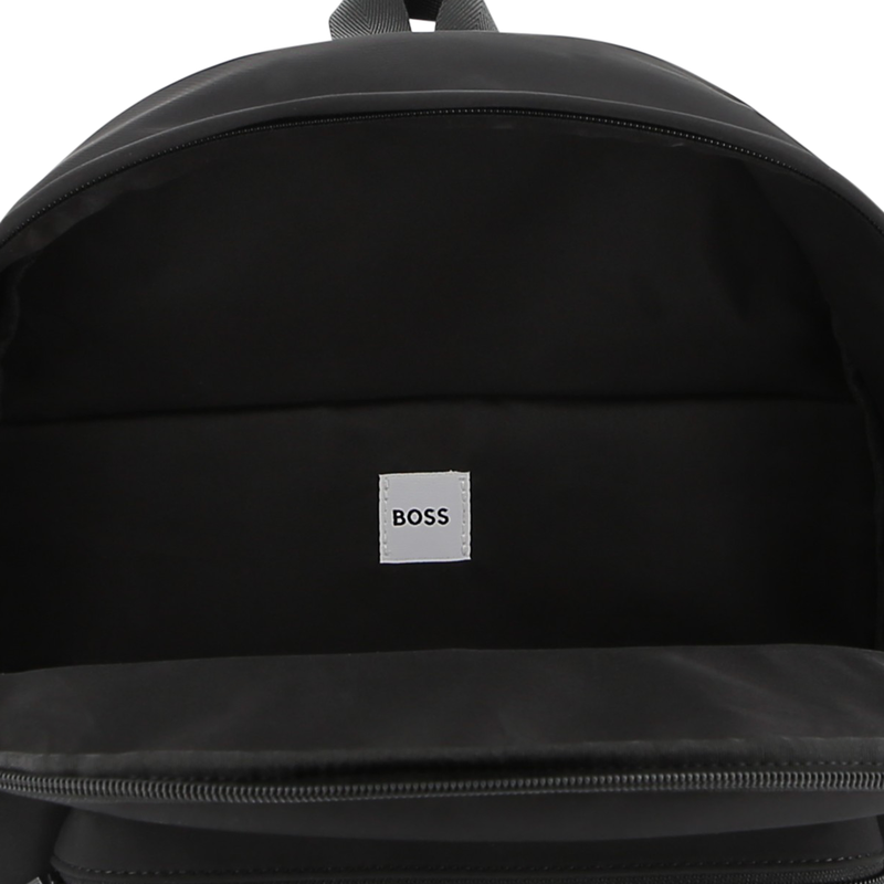 Mochila feita de material texturizado BOSS 
                    BOY