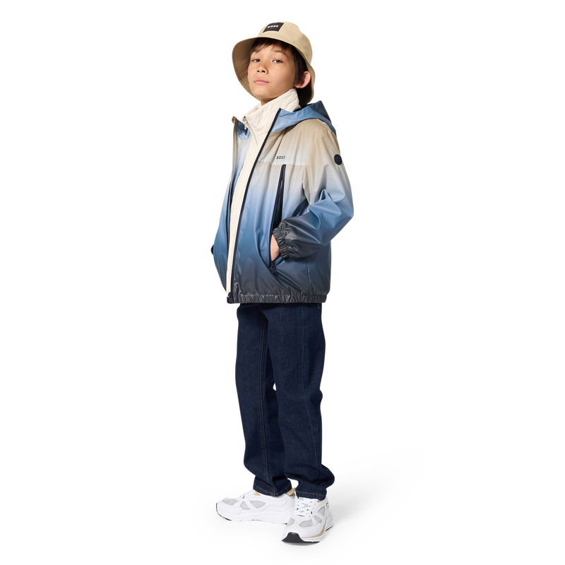 BOB REVERS&Iacute;VEL BOSS 
                        BOY