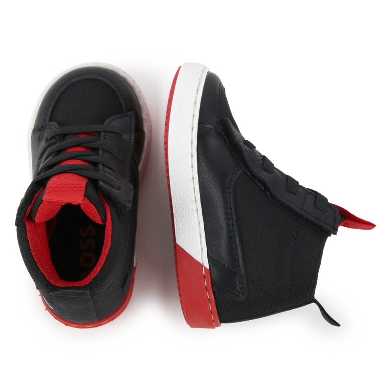 Sapatilhas velcro e atacadores BOSS 
                        BOY