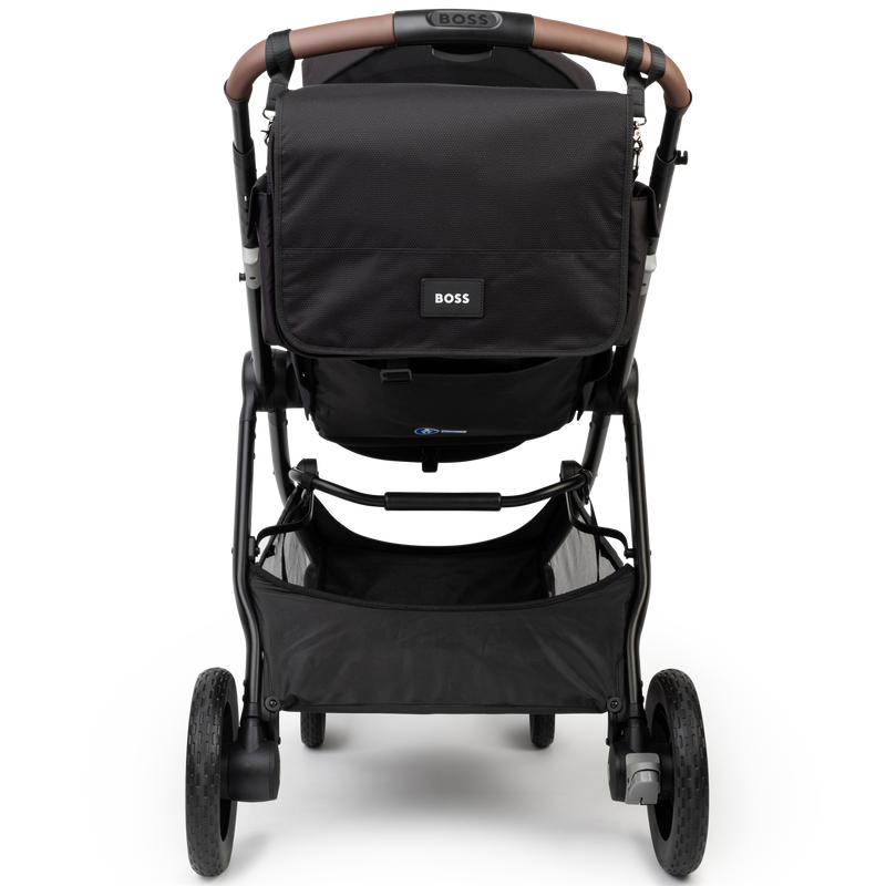 Layered compact buggy BOSS 
                    UNISEX