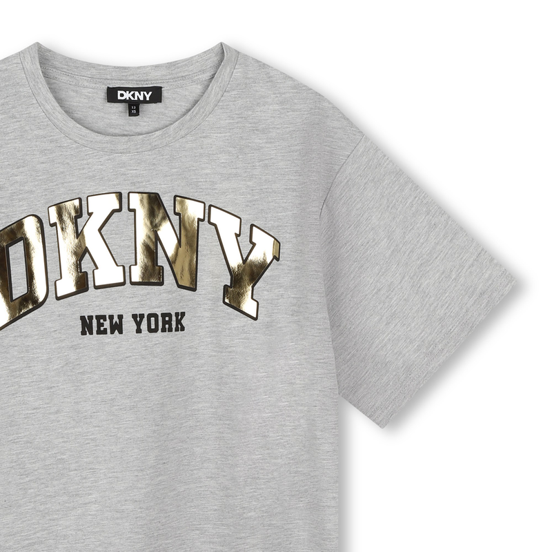 T-shirt de manga curta DKNY 
                        GIRL