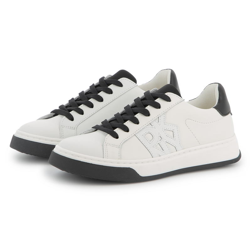 Sapatilhas em couro DKNY 
                        UNISEX