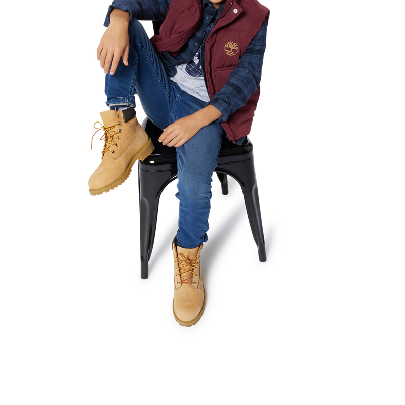 Blus&atilde;o de penas com fecho TIMBERLAND 
                        MENINO