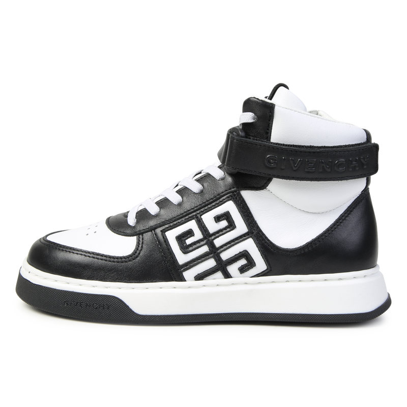 Sapatilhas pele com atacadores GIVENCHY 
                    BOY
