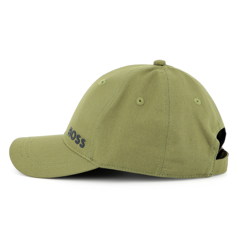 Bon&eacute; com fecho regul&aacute;vel