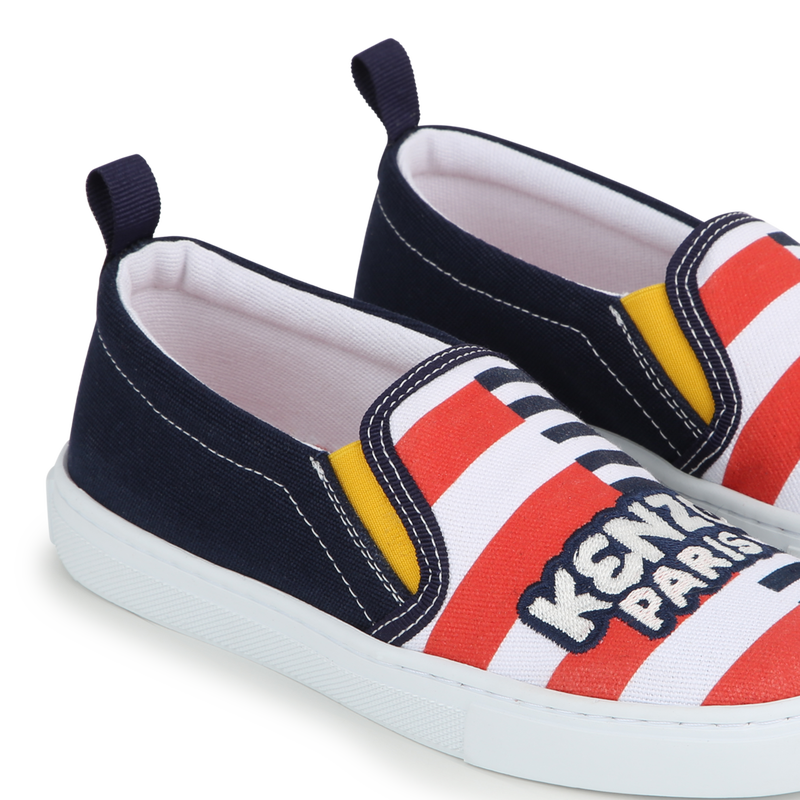 Ténis estampados com riscas KENZO KIDS 
                    UNISEX