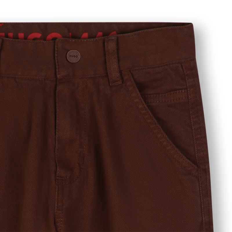 Cal&ccedil;a HUGO 
                        BOY