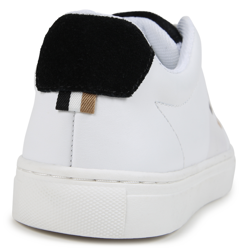 Sapatilhas atacadores em pele BOSS 
                        BOY