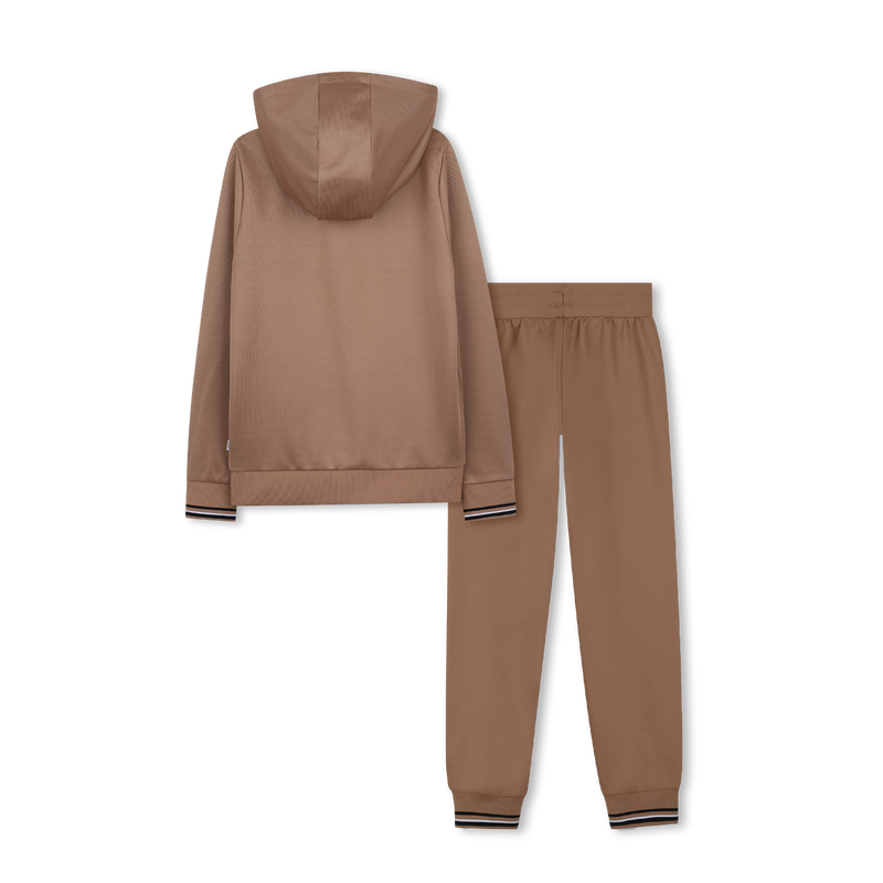 Conjunto jogger BOSS 
                    BOY