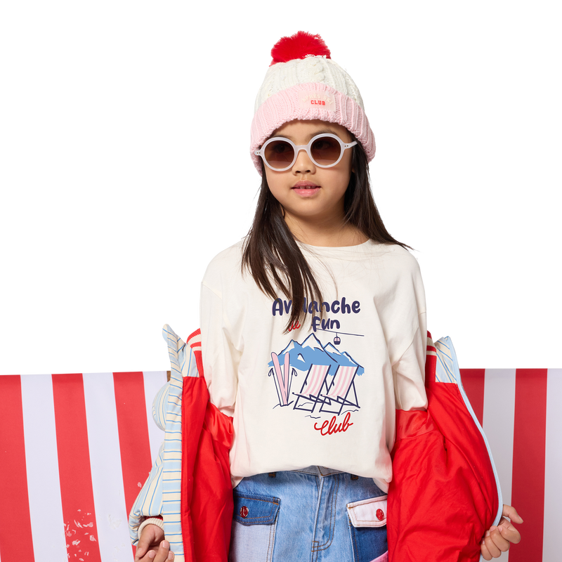 Casaco acolchoado com capuz KIDS AROUND 
                        GIRL