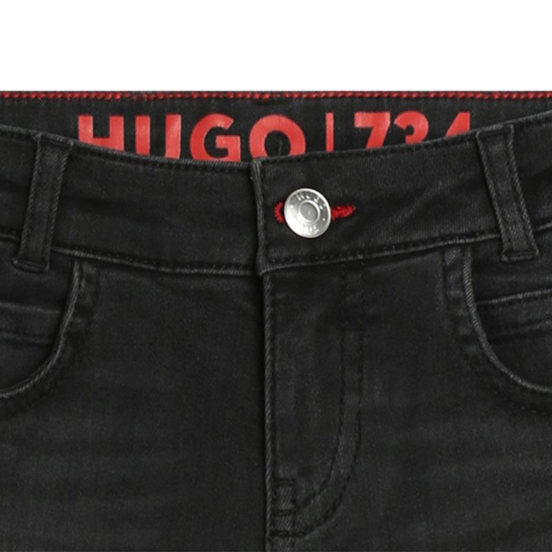 Jeans elásticos com 5 bolsos HUGO 
                    BOY