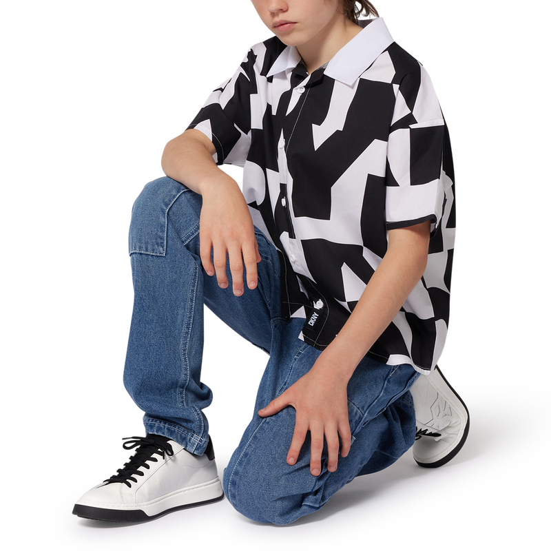 Camisa de manga curta DKNY 
                        UNISEX