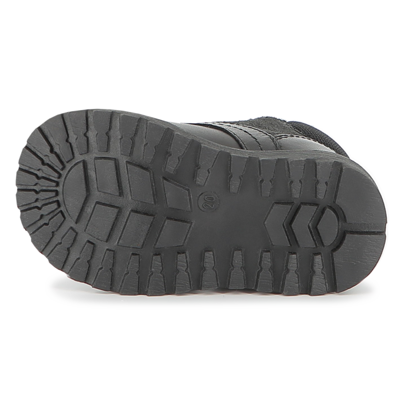 Botins com fechos aderentes BOSS 
                    BOY