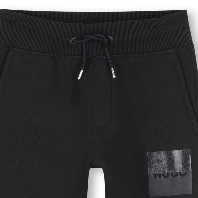 Agasalho esportivo HUGO 
                        BOY