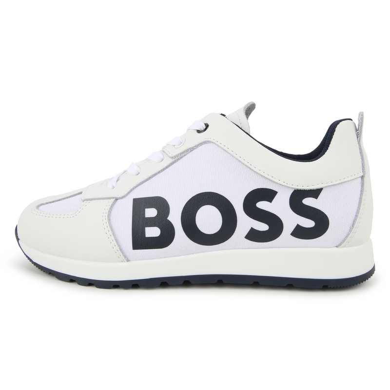 Sapatilhas atacadores e pele BOSS 
                    BOY