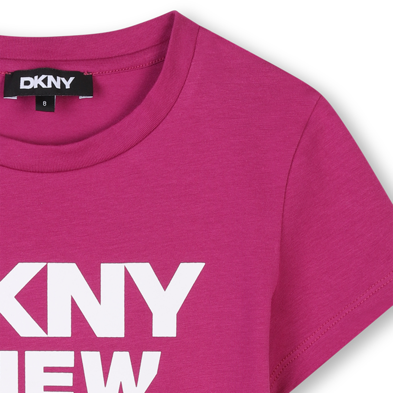 T-shirt de manga curta DKNY 
                        GIRL