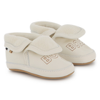 Chinelos de pele de carneiro macia BOSS 
                    UNISEX