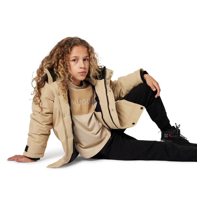 Agasalho esportivo HUGO 
                        BOY