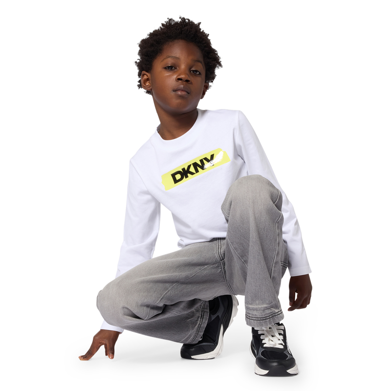 Camiseta de manga longa DKNY 
                        BOY