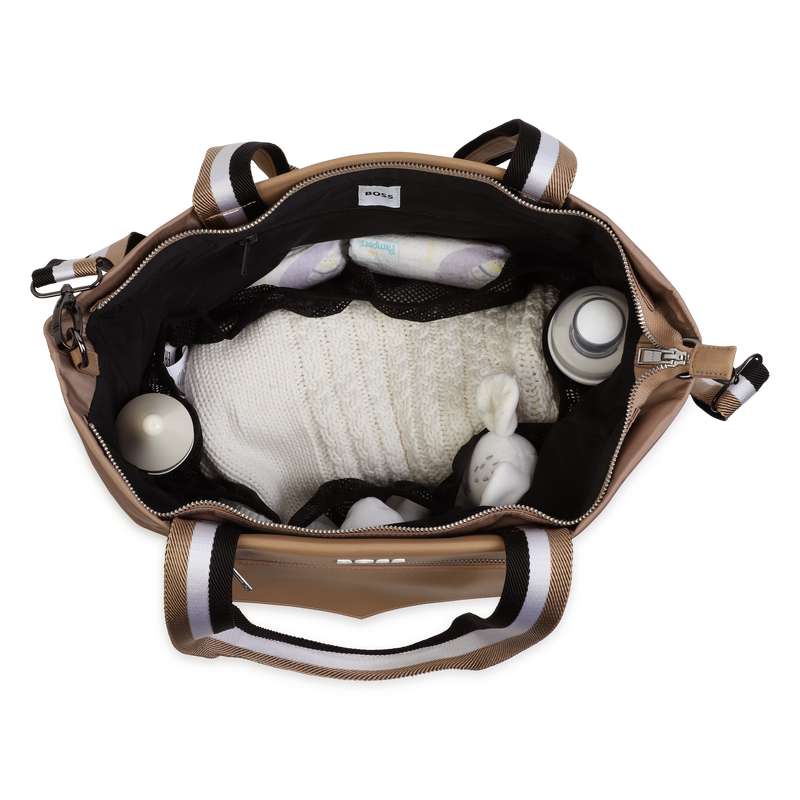 Saco muda-fraldas com fecho BOSS 
                        UNISEX
