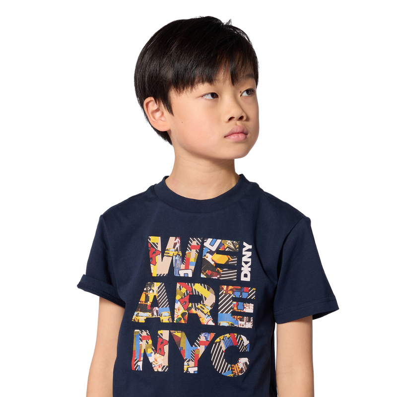 Camiseta de mangas curtas DKNY 
                        BOY
