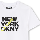 Camiseta de mangas curtas DKNY 
                    BOY