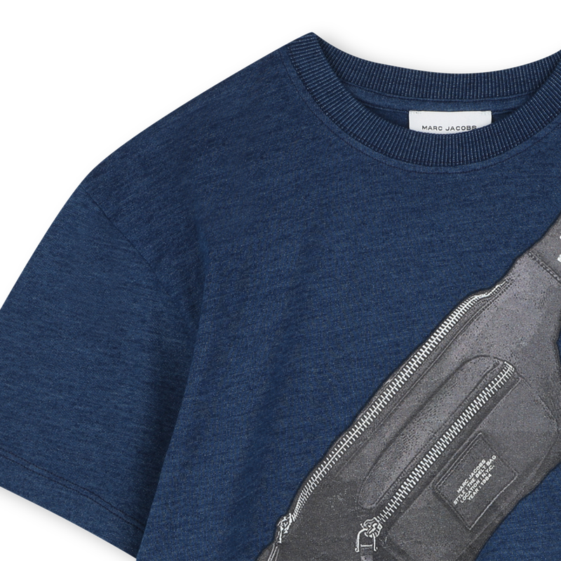 T-shirt com estampado bolsa MARC JACOBS 
                        BOY