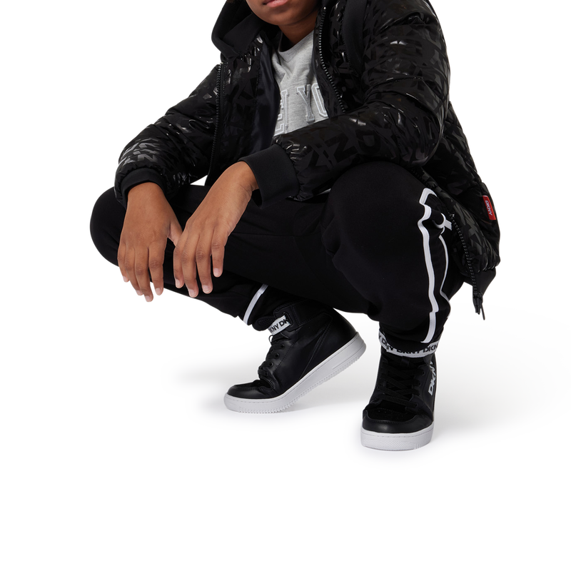 Blus&atilde;o acolchoado com capuz DKNY 
                        UNISEX