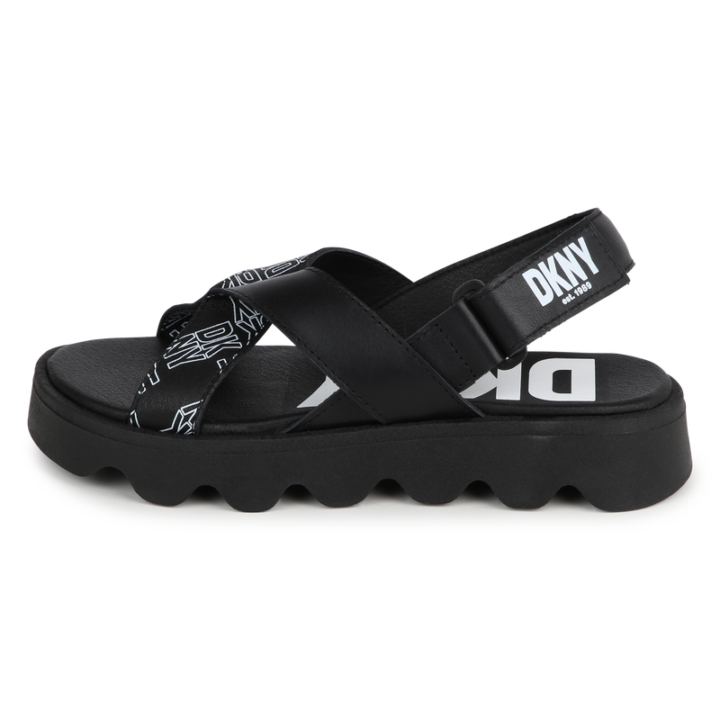 Sandálias de couro com velcro DKNY 
                    GIRL