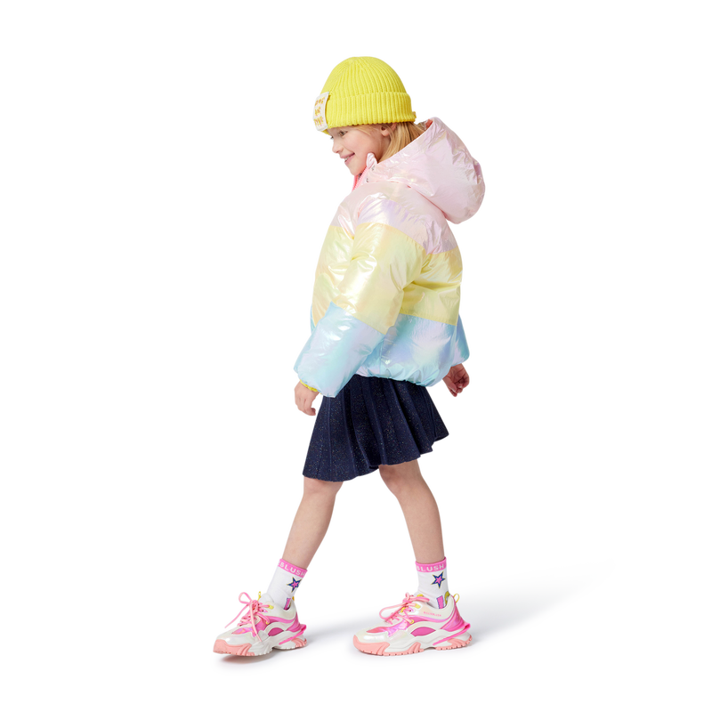 Chap&eacute;u com crach&aacute; bordado BILLIEBLUSH 
                        GIRL