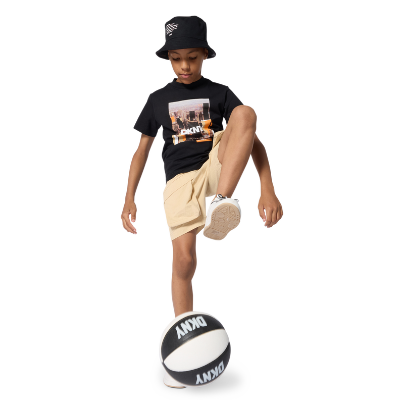 CAL&Ccedil;&Otilde;ES EM MATERIAL DE FANTASIA DKNY 
                        BOY