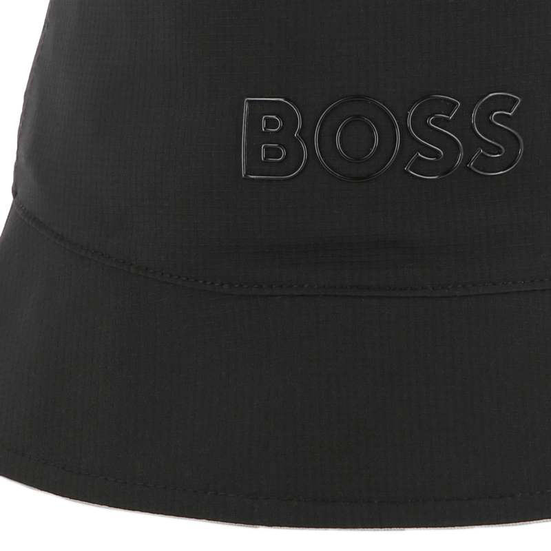 Bon&eacute; tipo bob revers&iacute;vel BOSS 
                        BOY