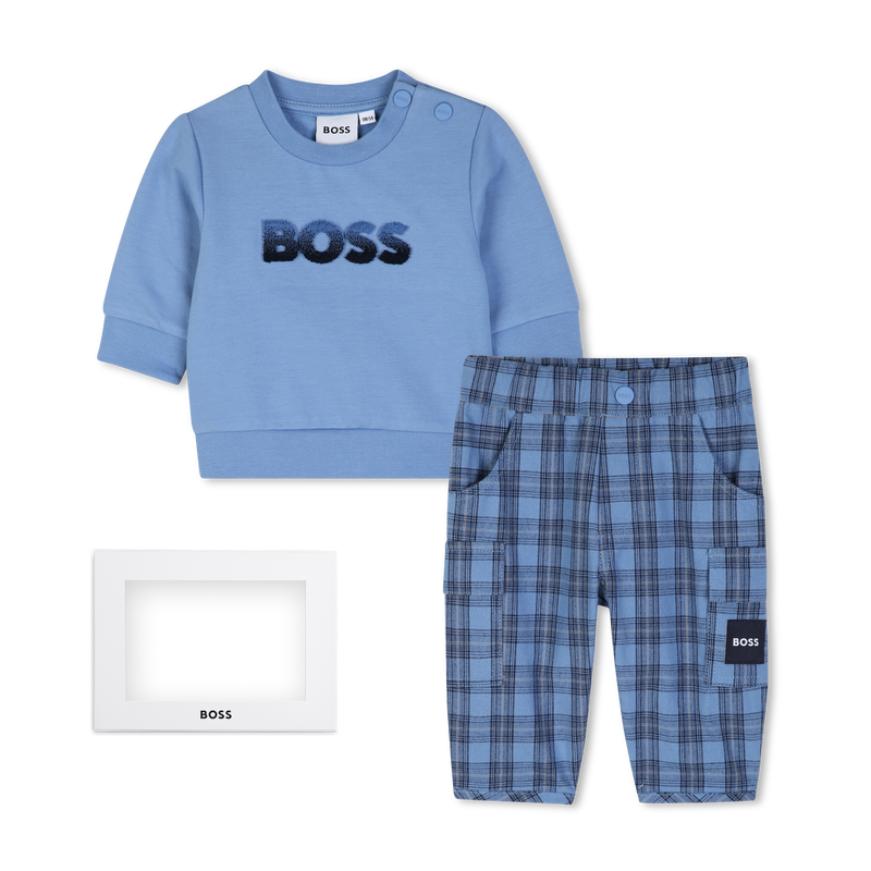Conjunto de moletom e cal&ccedil;a BOSS 
                        MENINO