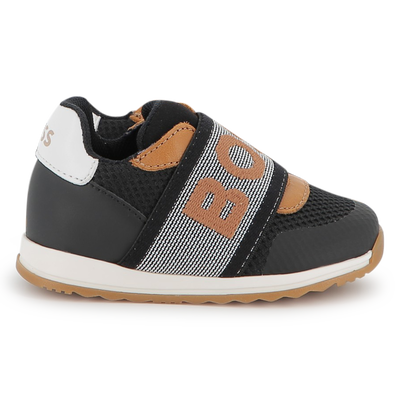 T&ecirc;nis com el&aacute;stico de marca BOSS BOY