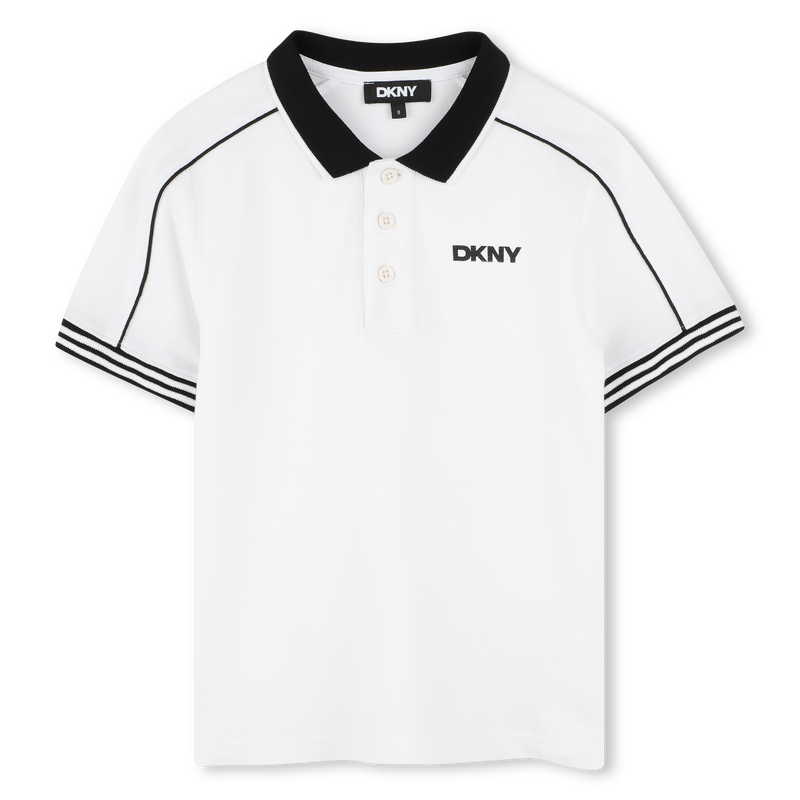 Conjunto de bermudas e polo DKNY 
                        BOY