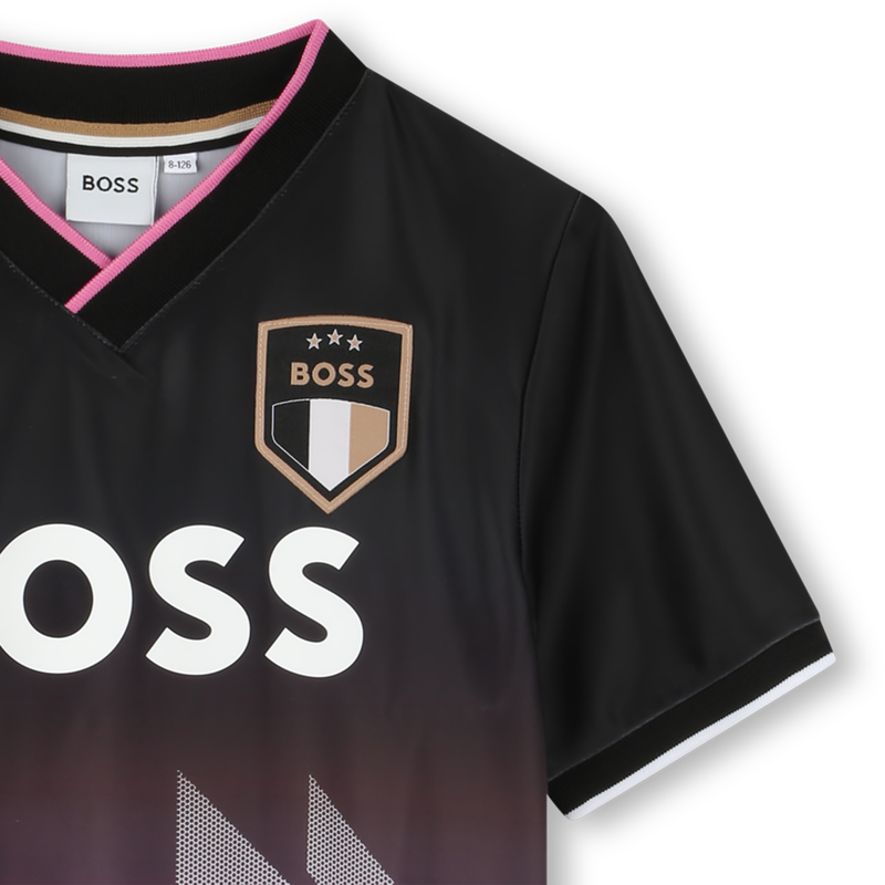 T-shirt manga curta decote V BOSS 
                        BOY