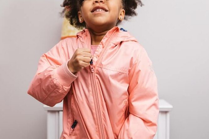 Como etiquetar as roupas das crianças?